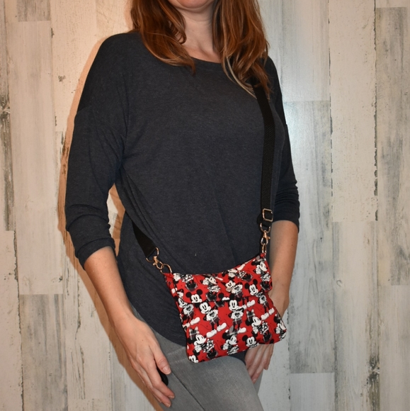 Mickey Mouse Convertible shoulder crossbody bag - Picture 8 of 8